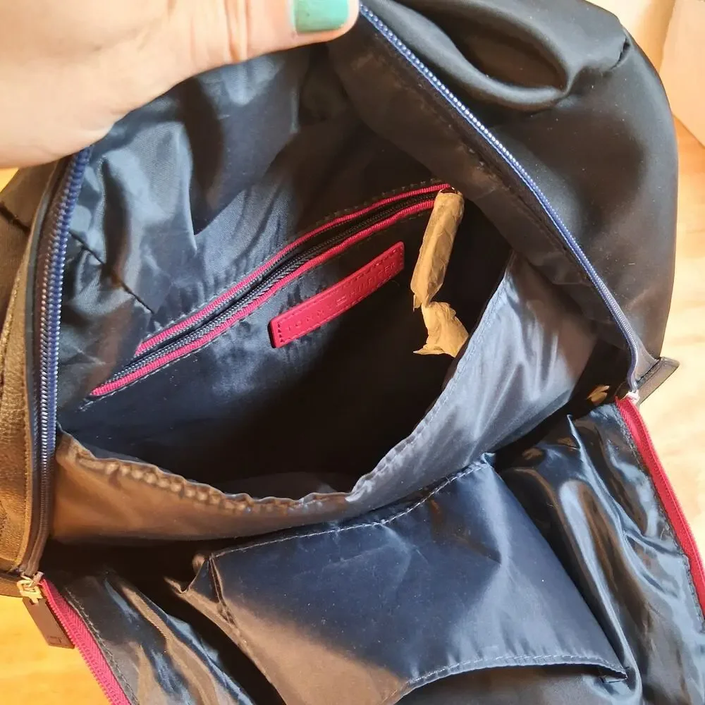 Tommy Hilfiger Backpack Bookbag School Bag Black Nylon Logo Zipper Pockets NWOT